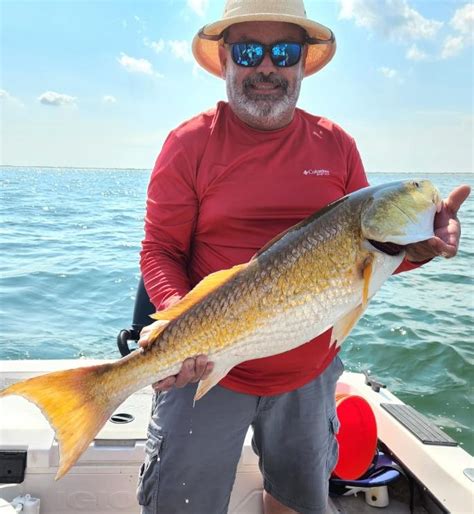 redfish slot size texas ”